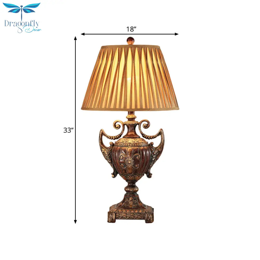 Federica - Traditional Table Lamp