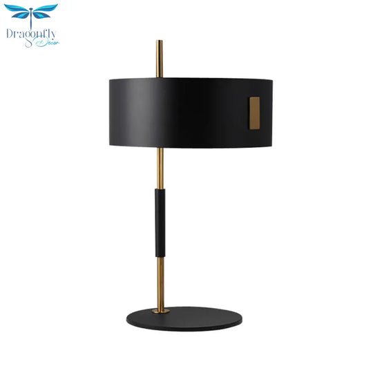 Natalia - Minimalist Table Lamp