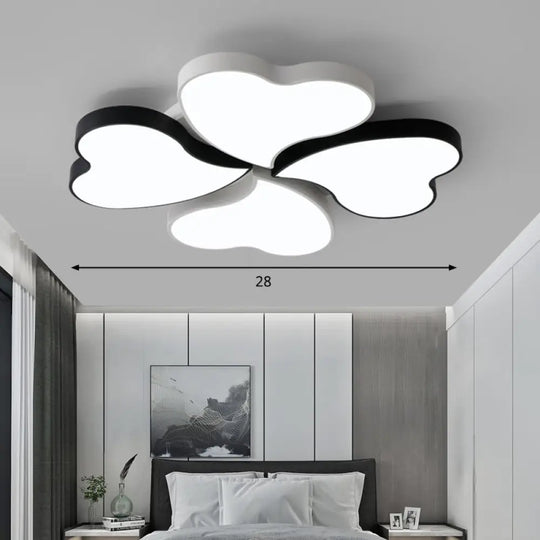 Nordic Led Metal Clover Shaped Flush Mount Lighting For Bedroom In Black - White White / 28.5’