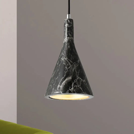 Pulcherrima - Vibrant Nordic Pendant Lights Black - White