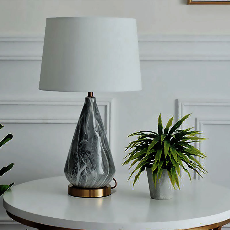 Natalie - Minimalist Table Lamp