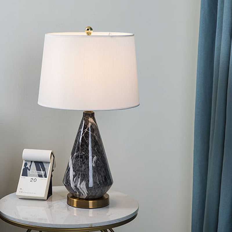 Natalie - Minimalist Table Lamp