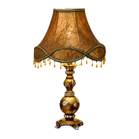 Irène - Traditional Table Lamp