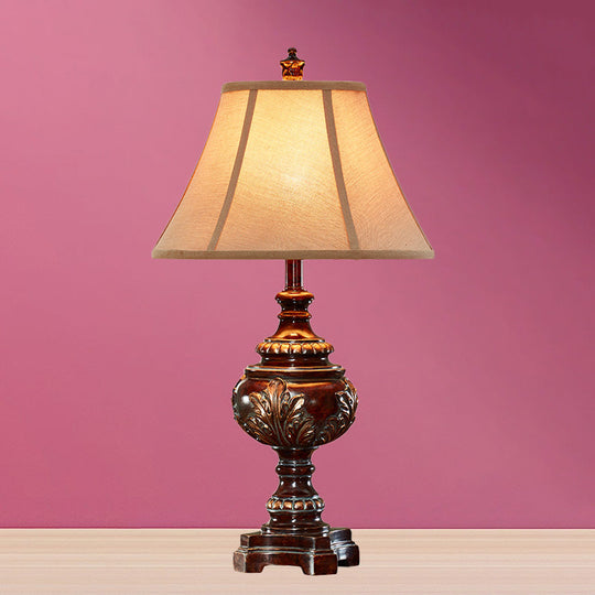 Silvia - Traditional Table Lamp