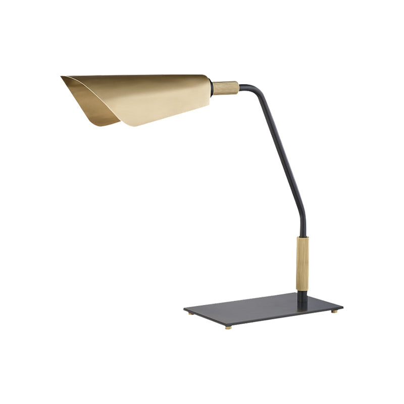 Fum Al Samakah - Gold Table Lamp