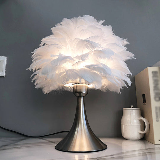 Juliette - Contemporary Table Lamp White