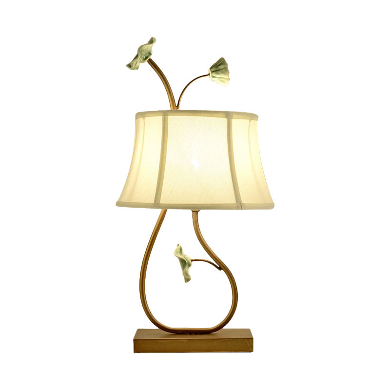 Alpheratz - White/Green Table Lamp