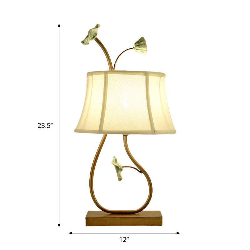 Alpheratz - White/Green Table Lamp