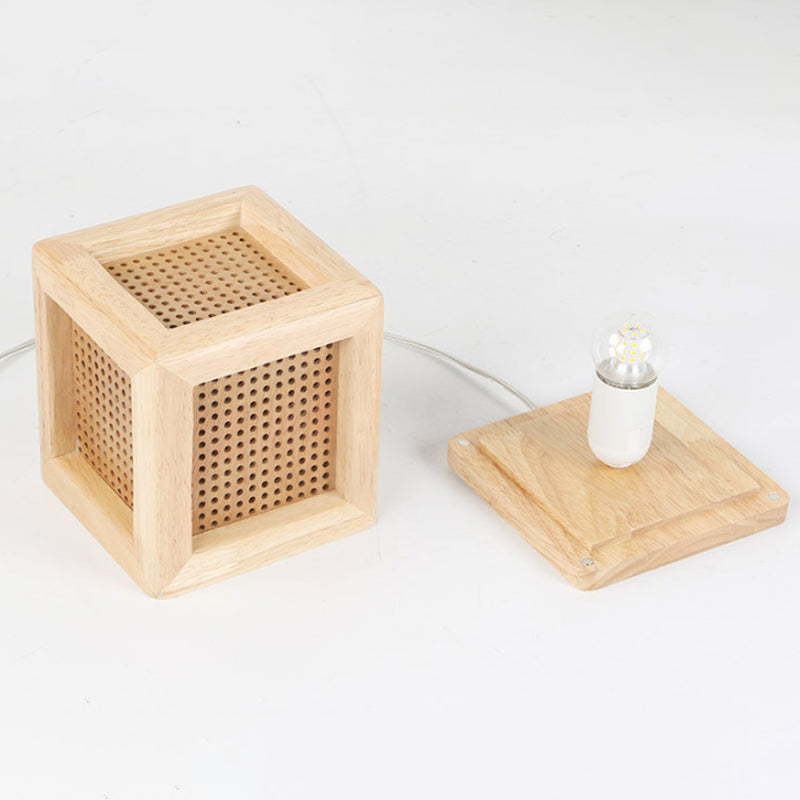 Zoé - Minimalist Cube Box Bedside Mini Night Lamp Wooden 1 Head Nordic Table Light With Pierced