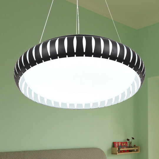 Margot - Stylish Modern Round Ceiling Pendant Light Metal Led Gold/Black/White Hanging Lamp In