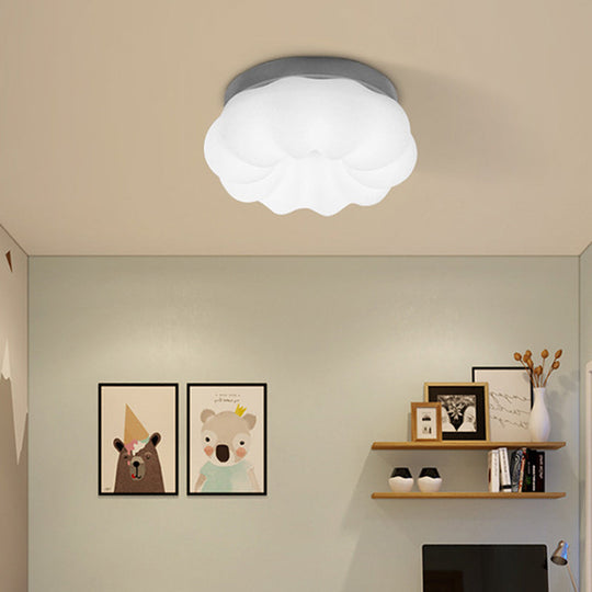 Whimsical Kids’ Room Illumination: Led Plastic Cloud Flush Mount Ceiling Light In White