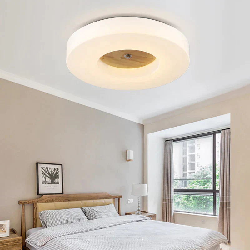 Simple Creative Home Round Solid Wood Ceiling Lamp