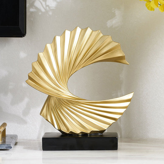 Modern Abstract Resin Sculpture: Decorative Ornament For Home And Office Interiors Decor Items