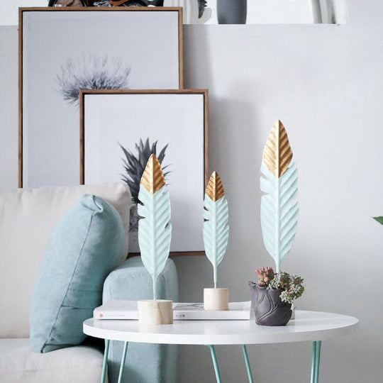 Modern Feather Wooden Decorations: Simple Miniature Figurines For Home And Office Decor Items