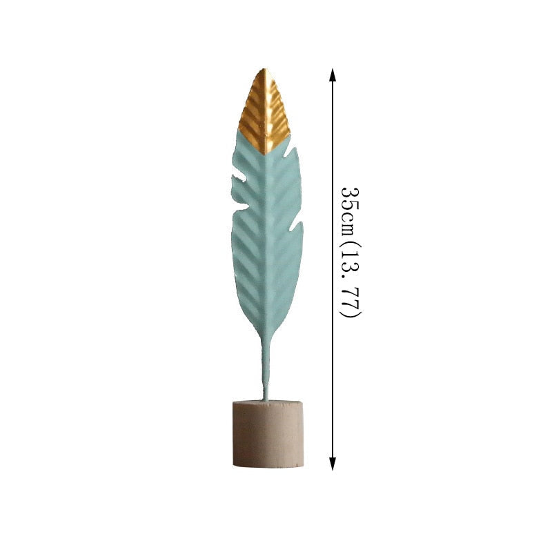 Modern Feather Wooden Decorations: Simple Miniature Figurines For Home And Office Decor Style 1