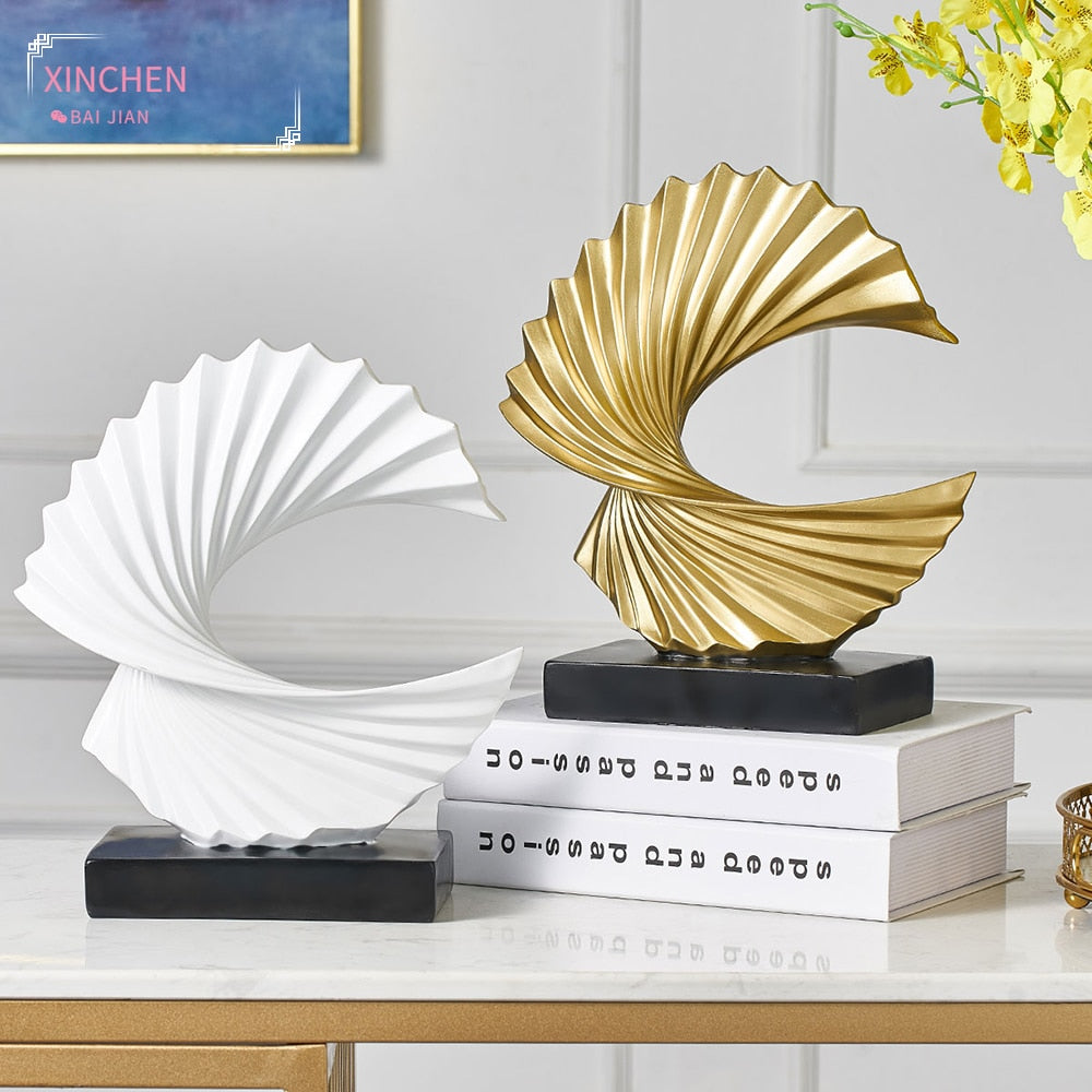 Modern Abstract Resin Sculpture: Decorative Ornament For Home And Office Interiors Decor Items