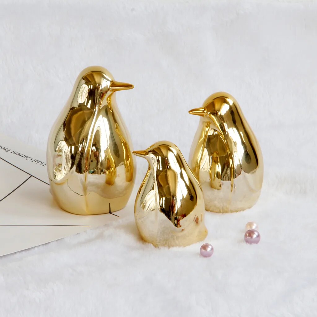 Gold Ceramic Penguin Fake Animal Statue - Funny Sculpture Ornaments Décor Indoor Outdoor Yard Art