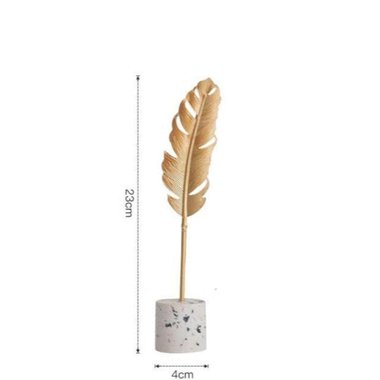 Nordic Golden Ginkgo Leaf Sculpture: Modern Iron Artwork For Home Decor And Special Occasions D - S